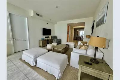 18101 Collins Ave #4302, Sunny Isles Beach, FL 33160 - Photo 4