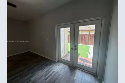 3211 SE 6th St, Homestead, FL 33033 - Photo 10