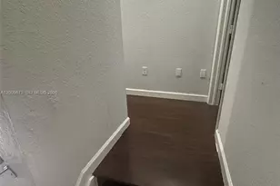 3211 SE 6th St, Homestead, FL 33033 - Photo 14