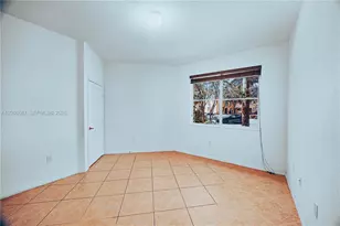8928 SW 18th St, Miramar, FL 33025 - Photo 18