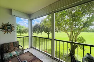 9820 S Hollybrook Lake Dr, Pembroke Pines, FL 33025 - Photo 28