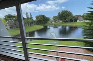 2600 Fiore Way, Delray Beach, FL 33445 - Photo 2