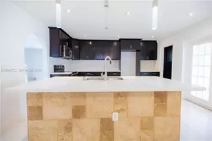 510 NW 207th Ave, Pembroke Pines, FL 33029 - Photo 12