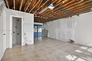 2526 Coral Springs Dr, Coral Springs, FL 33065 - Photo 6