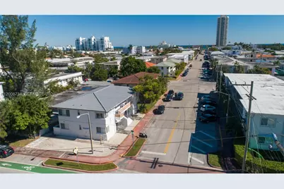 611 74th St, Miami Beach, FL 33141 - Photo 16