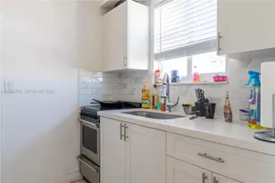 611 74th St, Miami Beach, FL 33141 - Photo 34