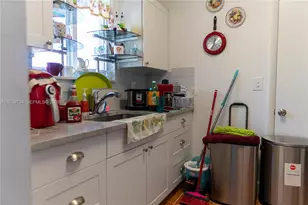 611 74th St, Miami Beach, FL 33141 - Photo 40