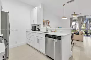 1919 Madeira Dr, Weston, FL 33327 - Photo 6