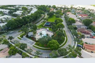 1919 Madeira Dr #4, Weston, FL 33327 - Photo 44