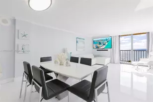 2625 Collins Ave, Miami Beach, FL 33140 - Photo 50