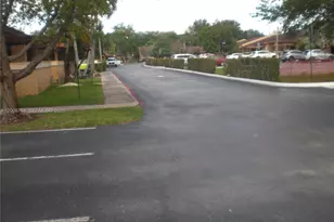 962 NW 79th Terrace, Plantation, FL 33324 - Photo 18