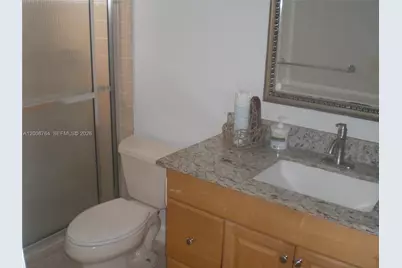 962 NW 79th Ter, Plantation, FL 33324 - Photo 8