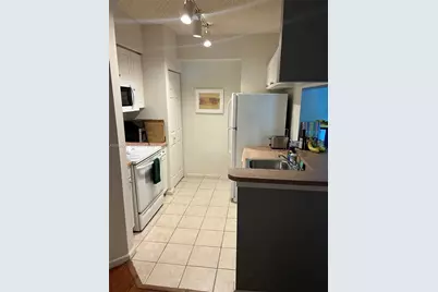 17145 N Bay Rd #4102, Sunny Isles Beach, FL 33160 - Photo 10