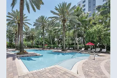 17145 N Bay Rd #4102, Sunny Isles Beach, FL 33160 - Photo 16