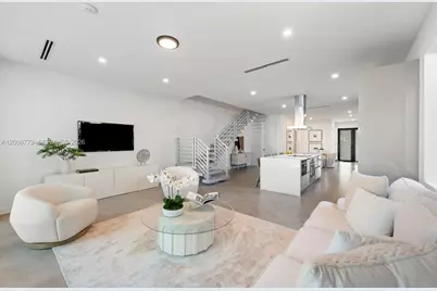 1241-2 SW 23th, Miami, FL 33145 - Photo 10