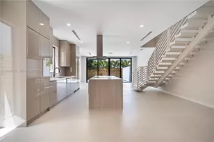 1241-2 SW 23th, Miami, FL 33145 - Photo 18