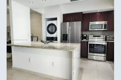 9195 Fontainebleau Blvd #6, Miami, FL 33172 - Photo 8