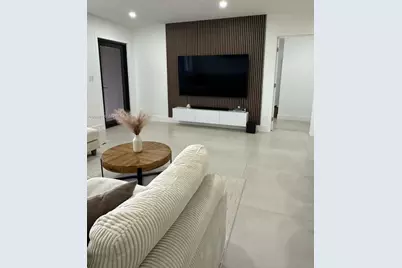 1524 NE 14th Ter, Fort Lauderdale, FL 33304 - Photo 1