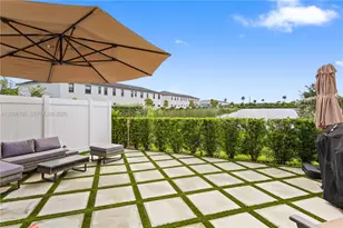 20478 NW 4th Ct, Miami Gardens, FL 33169 - Photo 2