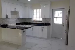 10020 Dominican Dr, Cutler Bay, FL 33189 - Photo 6