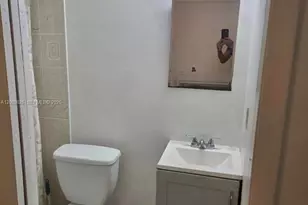10401 SW 164th St, Miami, FL 33157 - Photo 32