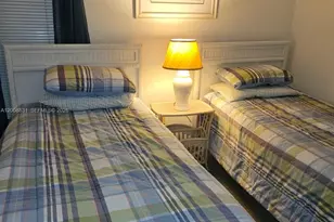 1335 Mainsail Dr, Naples, FL 34114 - Photo 10