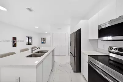 1864 NW 84th St, Miami, FL 33147 - Photo 14
