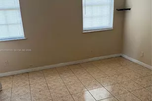 1638 SW 44th Terrace, Fort Lauderdale, FL 33317 - Photo 2