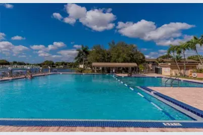 101 Berkley Rd #101, Hollywood, FL 33024 - Photo 44