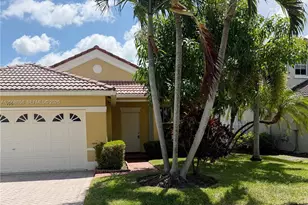 756 Sand Creek Cir, Weston, FL 33327 - Photo 2