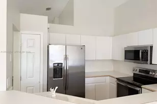 756 Sand Creek Cir, Weston, FL 33327 - Photo 10