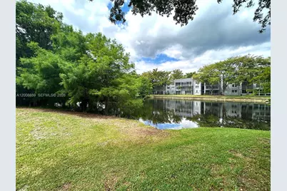 8818 W McNab Rd #303, Tamarac, FL 33321 - Photo 26