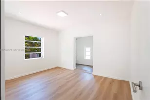 3021 Coconut Grove Dr, Coral Gables, FL 33134 - Photo 10