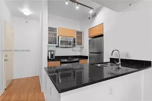 950 Brickell Bay Dr, Miami, FL 33131 - Photo 4
