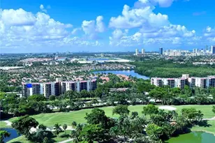 20379 W W Country Club Dr, Aventura, FL 33180 - Photo 14