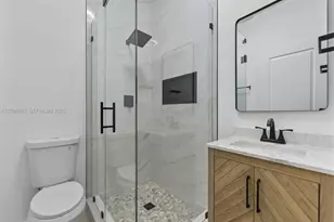 27869 SW 133rd Ave, Homestead, FL 33032 - Photo 6