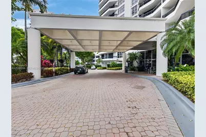 3400 NE 192nd St #1402, Aventura, FL 33180 - Photo 40