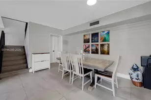 8186 NW 98th Ln, Hialeah Gardens, FL 33016 - Photo 14