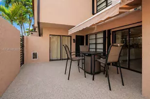 8186 NW 98th Ln, Hialeah Gardens, FL 33016 - Photo 50