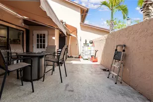 8186 NW 98th Ln, Hialeah Gardens, FL 33016 - Photo 46