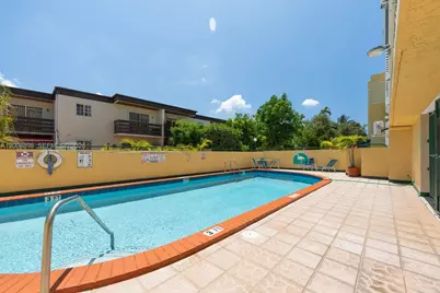 8320 NW 8th St #2-213, Miami, FL 33126 - Photo 4