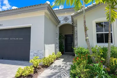 28905 SW 163rd Ct, Homestead, FL 33033 - Photo 4