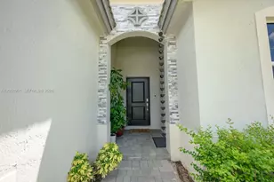 28905 SW 163rd Ct, Homestead, FL 33033 - Photo 6