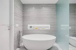 8701 Collins Ave, Miami Beach, FL 33154 - Photo 18