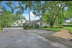 6875 SW 96th St, Pinecrest, FL 33156 - Photo 4