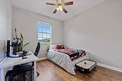 22110 SW 93rd Pl, Cutler Bay, FL 33190 - Photo 14