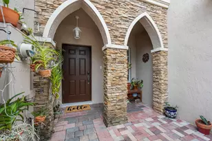 22110 SW 93rd Pl, Cutler Bay, FL 33190 - Photo 2
