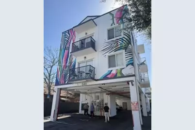948 SW 3rd St #205, Miami, FL 33130 - Photo 10
