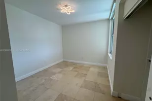 3330 NE 190th St, Aventura, FL 33180 - Photo 16