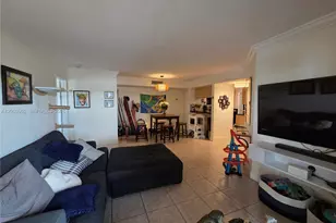 10795 SW 108th Ave, Miami, FL 33176 - Photo 4